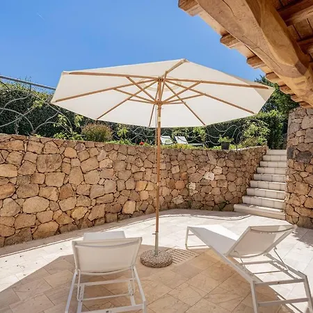 Seafront - 5min To Brandinchi I Exclusive Garden I Private Beach I Bbq I Wi-fi Villa San Teodoro (Sardinia)