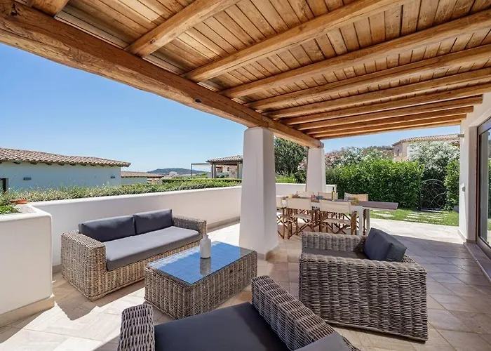 Seafront - 5min To Brandinchi I Exclusive Garden I Private I Bbq I Wi-fi فيلة