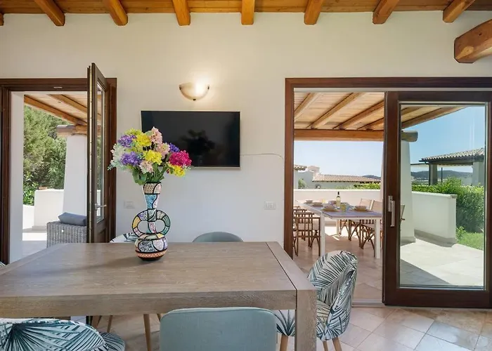 Seafront - 5min To Brandinchi I Exclusive Garden I Private I Bbq I Wi-fi Villa
