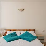 Seafront - 5min To Brandinchi I Exclusive Garden I Private I Bbq I Wi-fi * San Teodoro (Sardinia)