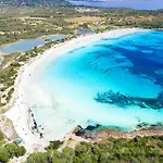 Seafront - 5min To Brandinchi I Exclusive Garden I Private I Bbq I Wi-fi *