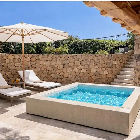 Seafront - 5min To Brandinchi I Exclusive Garden I Private I Bbq I Wi-fi Βίλα
